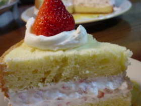いちごCreamサンド
