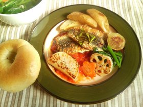 鰯のムニエル トマトソース 季節の野菜と