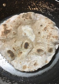 インドの家庭の定番全粒粉の簡単チャパティ