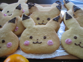 大判!ピカチュウ型抜きクッキー