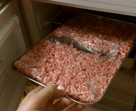 冷凍のススメ・「板」ひき肉