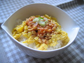 お洒落にピリ辛納豆丼❤