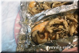簡単✯味付き鮭のホイル焼き✯