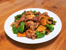 豚こまかぼちゃピーマンのピリ辛みそ炒め