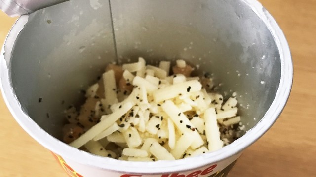 お湯150ccの量がわからなくても じゃがりこ箱でズボラに じゃがアリゴ を成功させる話 めんどくさがりの自炊したがりがちブログ