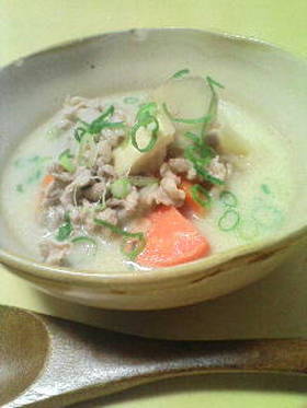 豆乳の根菜みそスープ♪
