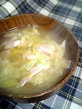 えっ?お味噌汁にベーコン?!