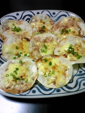 パリパリ餃子の皮ピザ風