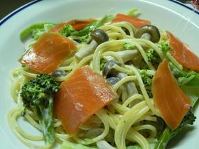 簡単☆スモークサーモンのクリームパスタ