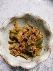 ゴーヤとししとうとピーマンの肉味噌炒めの写真