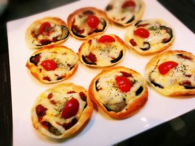 餃子の皮で簡単♪ナスのミートソースピザ♡