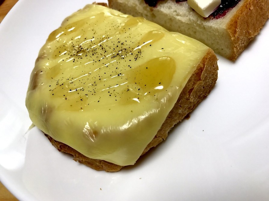 簡単ハニーチーズトーストの画像