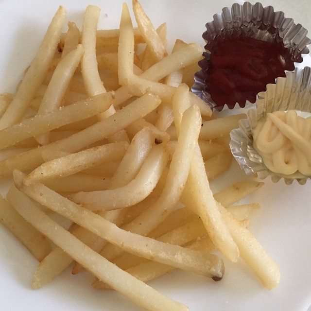 簡単 油で揚げないフライドポテトの作り方 レシピ 作り方 By 桜と桃ちゃん クックパッド 簡単おいしいみんなのレシピが353万品 簡単 油で揚げないフライドポテトの作り方 レシピ 作り方 By 桜と桃ちゃん クックパッド 簡単おいしいみんなのレシピが353万品