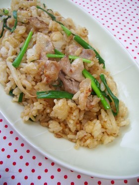 豚肉とネギのマヨ醤油チャーハン☆