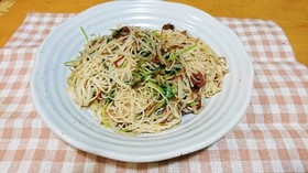 もやし豆苗コンビーフの素麺チャンプルー