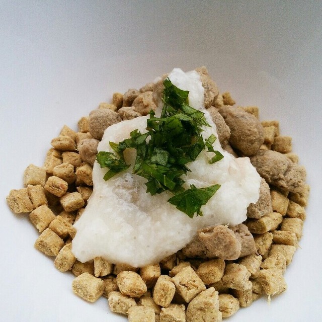 犬ご飯 骨ごとマグロのとろろかけ レシピ 作り方 By Ronreo クックパッド 簡単おいしいみんなのレシピが349万品