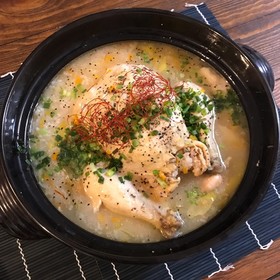 炊飯器で簡単♡鶏がホロホロの参鶏湯