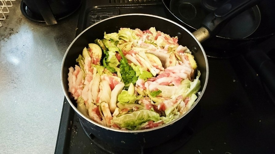 白菜・茄子・豚バラのミルフィーユ鍋の画像