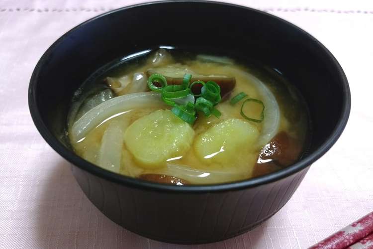 茄子と さつま芋と玉ねぎの お味噌汁 レシピ 作り方 By もへほっぺ クックパッド