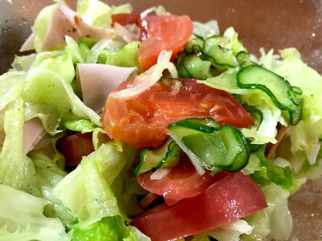 作り置きにも レタスとハムのマリネ レシピ 作り方 By なーなちゃん クックパッド 簡単おいしいみんなのレシピが352万品