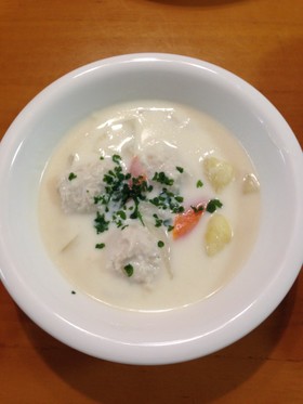 鶏団子のクリームシチュー