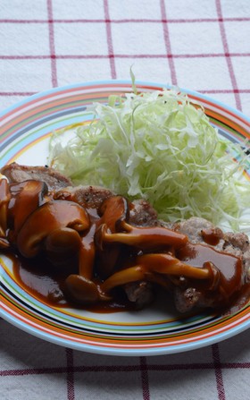 豚ヒレソテーきのこソース