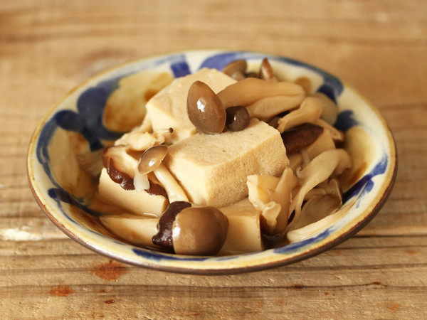 高野豆腐ときのこの煮物