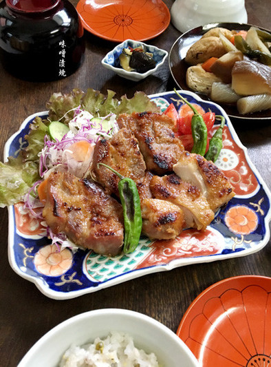 香ばし【鶏・豚味噌漬焼】の写真