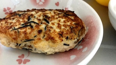 ひじき煮リメイク♡豆腐バーグの写真