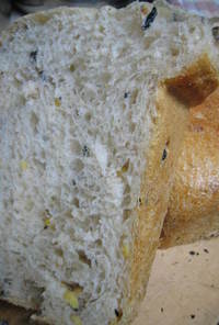 ホシノ天然酵母　ライ麦＆黒豆＆お餅食パン
