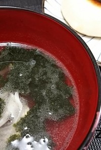 即席！海苔と干し玉ねぎの中華スープ