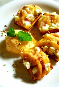 桃とチーズのフレンチトースト風なデザート
