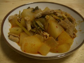 冬瓜と豚モツのキムチ風炒め