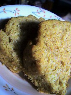 ホットケーキミックスで!熟し柿のパウンド