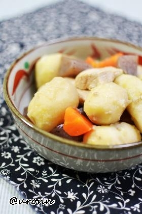 和食の定番、里芋の煮物♪