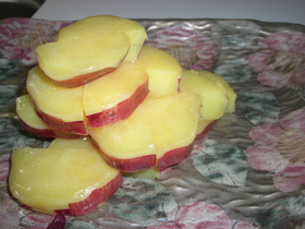 わーきれい!さつま芋のレモン煮