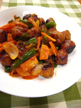 肉団子とたっぷり野菜のチリソース炒め