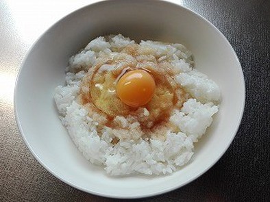 さっぱりビタミンたっぷり☆淡雪卵かけご飯の写真