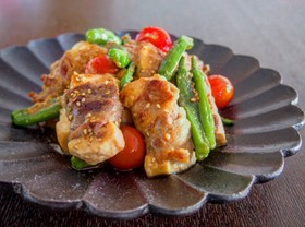 肉巻き豆腐とししとうの味噌炒め