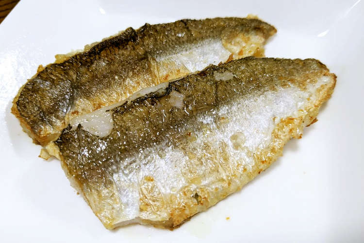 皮カリカリで美味しい かますのムニエル レシピ 作り方 By 悠美姉 クックパッド 簡単おいしいみんなのレシピが374万品