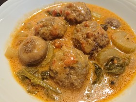 ミートボールのトマトクリーム煮