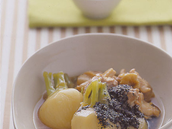 かぶと鶏肉のごまだれかけ