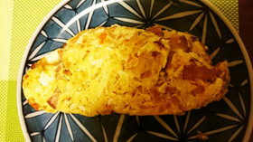 泡系ワインには卵料理、具だくさんオムレツ