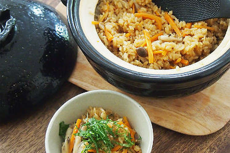 土鍋で 舞茸のポン酢バター炊き込みご飯 レシピ 作り方 By アンジェ公式キッチン クックパッド 簡単おいしいみんなのレシピが360万品