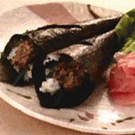 つち鯨の大和煮缶詰から作る巻き寿司