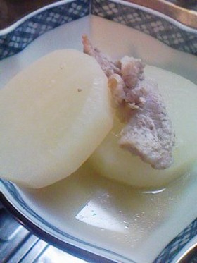 シンプル♪塩味の大根の煮物
