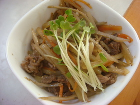 牛肉と野菜のきんぴら