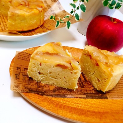 りんごとクリームチーズのケーキの写真