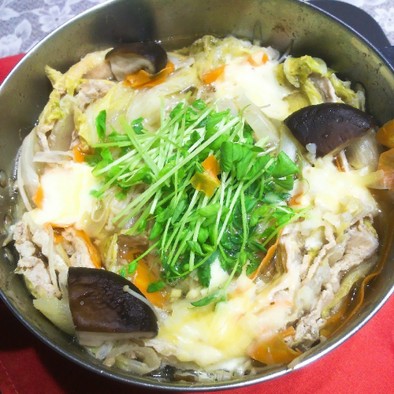 豚と白菜たちの彩ミルフィーユ鍋の写真
