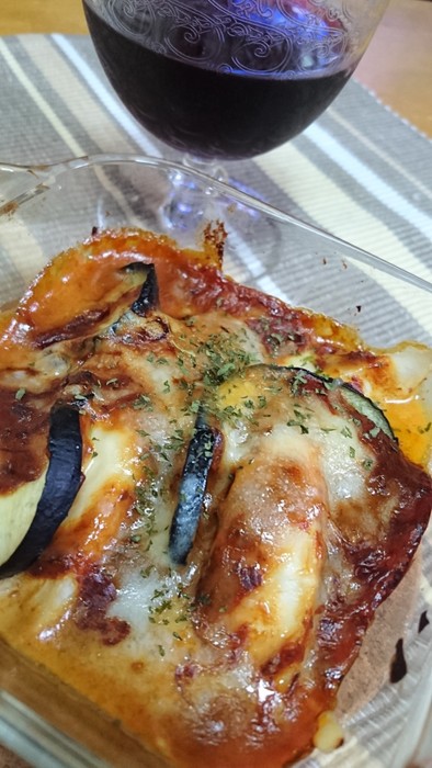 茄子とササミの洋風肉味噌チーズ焼きの写真
